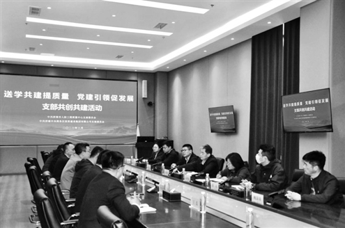 济南市人防工程质量中心工作人员进行人防工程建设政策和专业知识授课培训 受访者供图